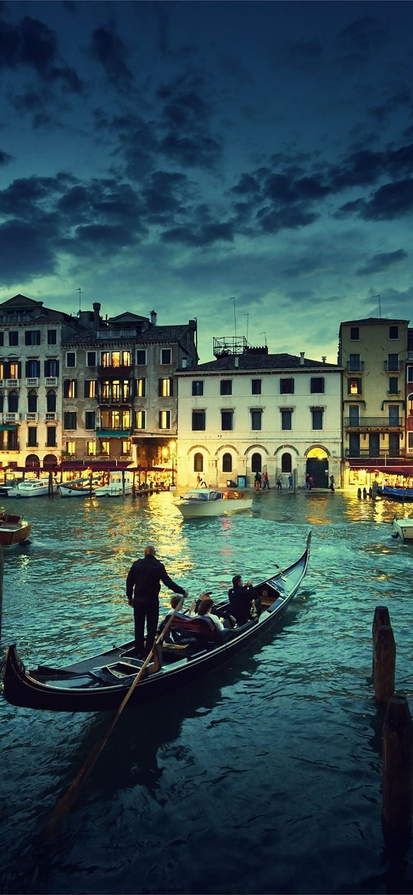 Venice Italy Boats Buildings Night HD phone wallpaper
