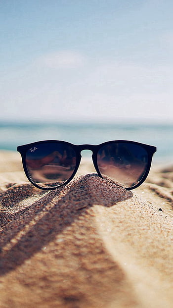 Page 3 | Sun Sunglasses Images - Free Download on Freepik