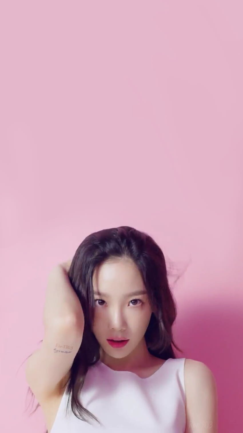 Taeyeon Snsd Lockscreen, & background, Kim Taeyeon HD phone wallpaper ...