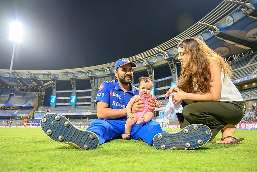 Mumbai Indians captain Rohit Sharma fly out to UAE with family to play IPL 2020 HD wallpaper