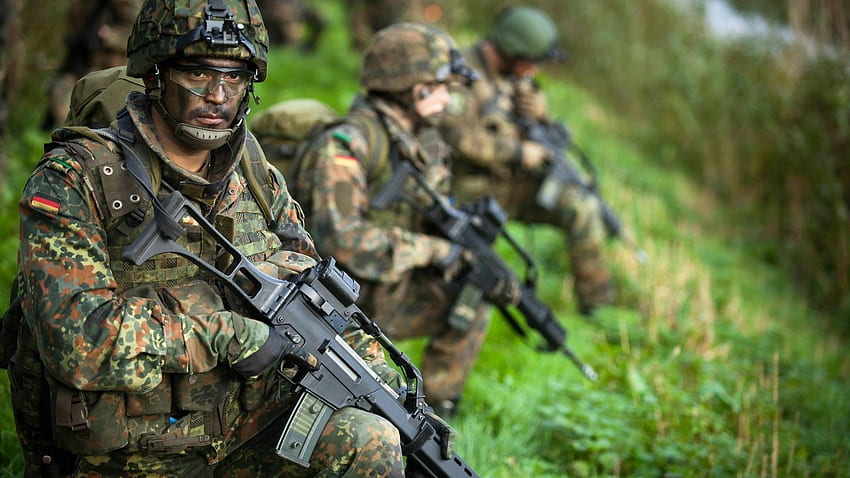 german army fallschirmjger men weapon [] for your , Mobile & Tablet. Explore Bundeswehr . Bundeswehr HD wallpaper