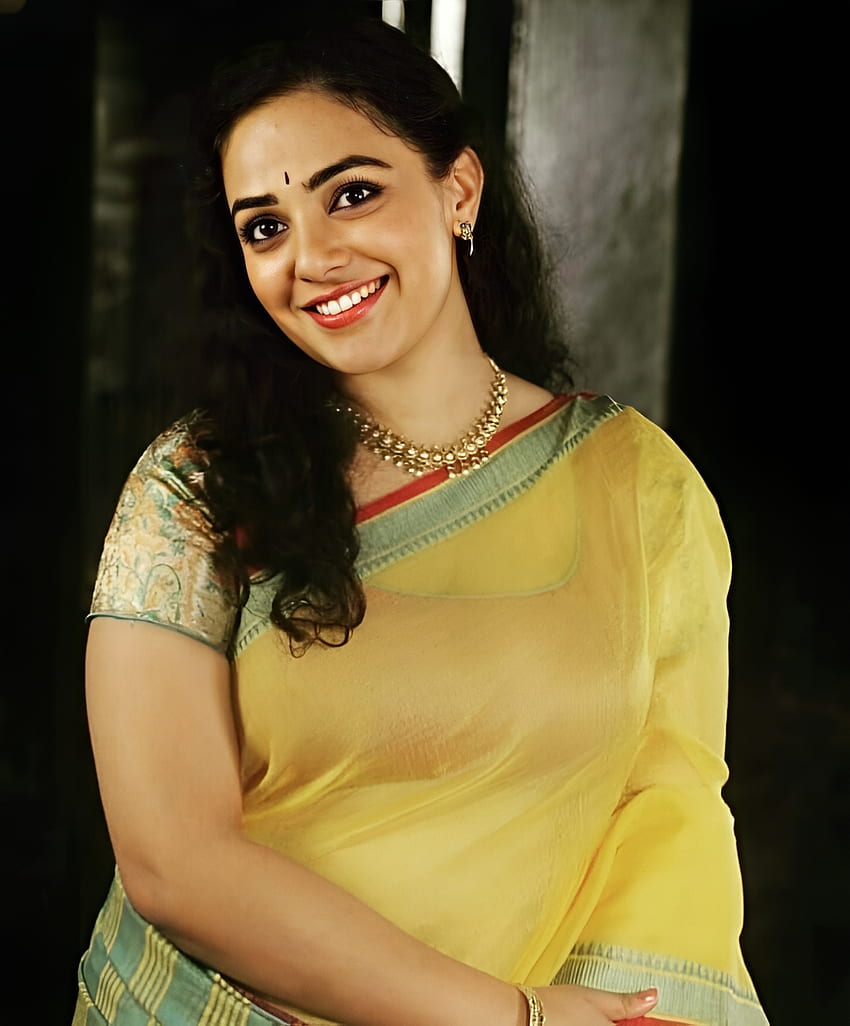 Nithya menon, tartán, sari, manga fondo de pantalla del teléfono