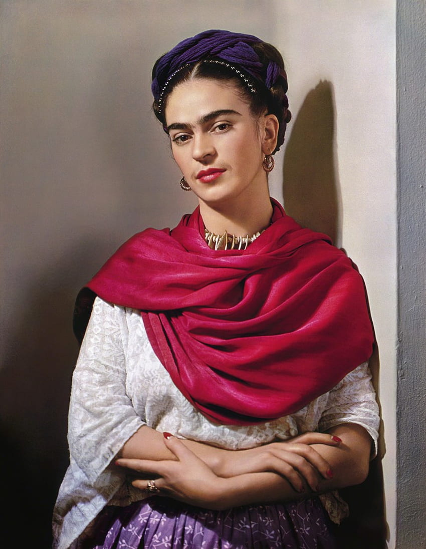Frida Kahlo가 그녀의 전설적인 삶에 빛을 비추는 희귀한 그래프, Frida Kahlo 흡연 HD 전화 배경 화면