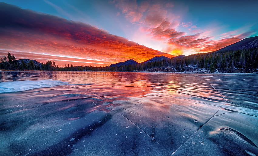 Frozen lake, sunset, winter, skyline, nature HD wallpaper