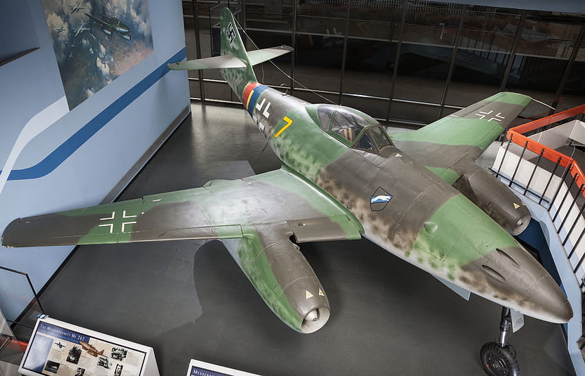 Messerschmitt Me 262 A 1a Schwalbe (Rondine). Museo Nazionale dell'Aria e dello Spazio Sfondo HD